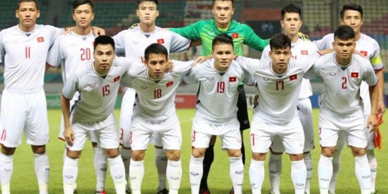 Những cầu thủ làm nên kì tích cho bóng đá Việt Nam